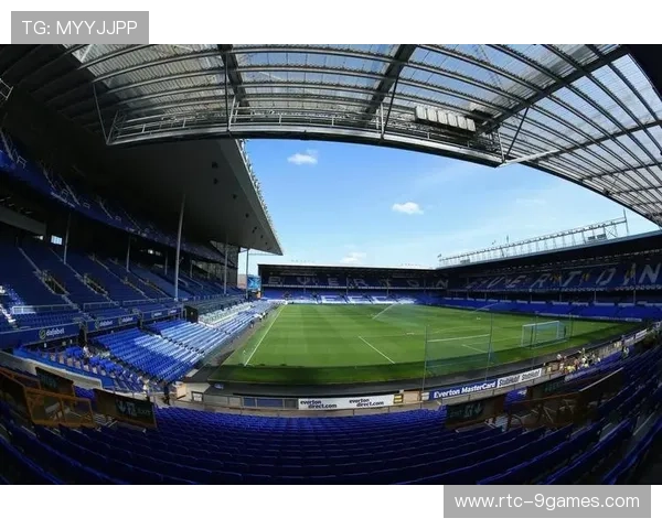 埃弗顿新球场建设进展顺利,预计下赛季可投入使用。 埃弗顿新球场建设进展顺利,预计下赛季可投入使用。